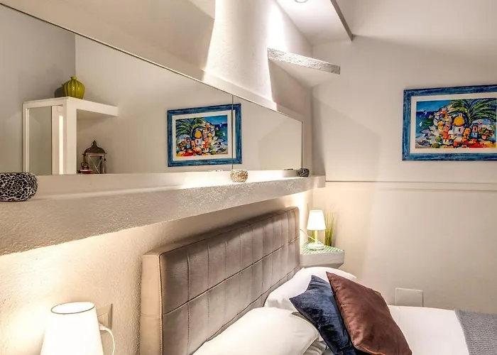 בית הארחה Piazza Di Spagna Comfort 3*