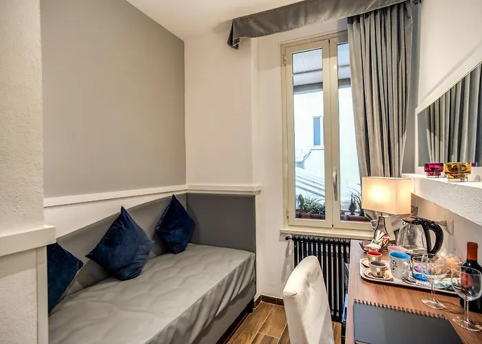 בית הארחה Piazza Di Spagna Comfort 3*