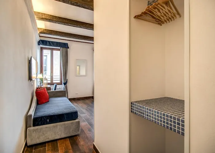 בית הארחה Piazza Di Spagna Comfort 3*