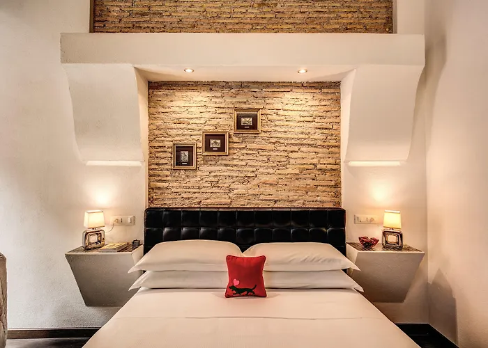 בית הארחה Piazza Di Spagna Comfort 3*