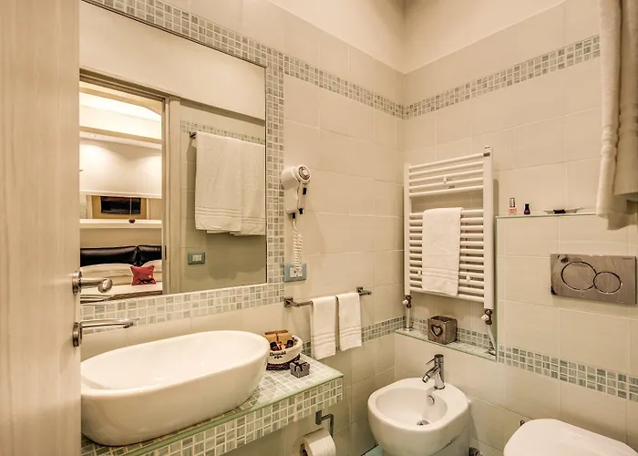 בית הארחה Piazza Di Spagna Comfort 3*
