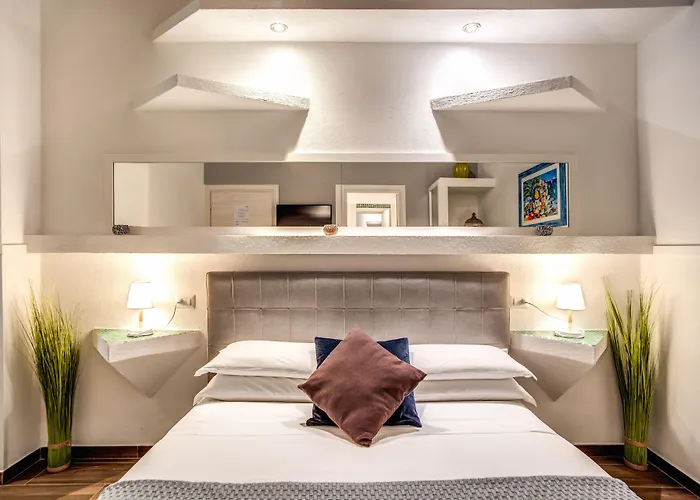Piazza Di Spagna Comfort 3*